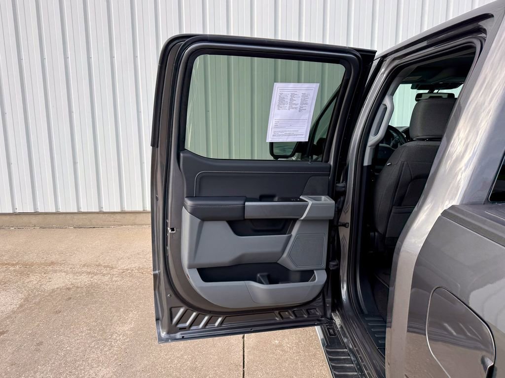 Used 2024 Ford F150 XLT w/ Mobile Office Package image 15