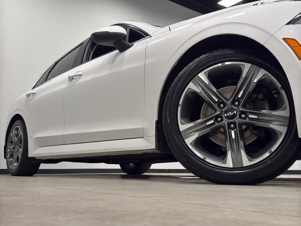 Used 2022 Kia K5 LXS image 2