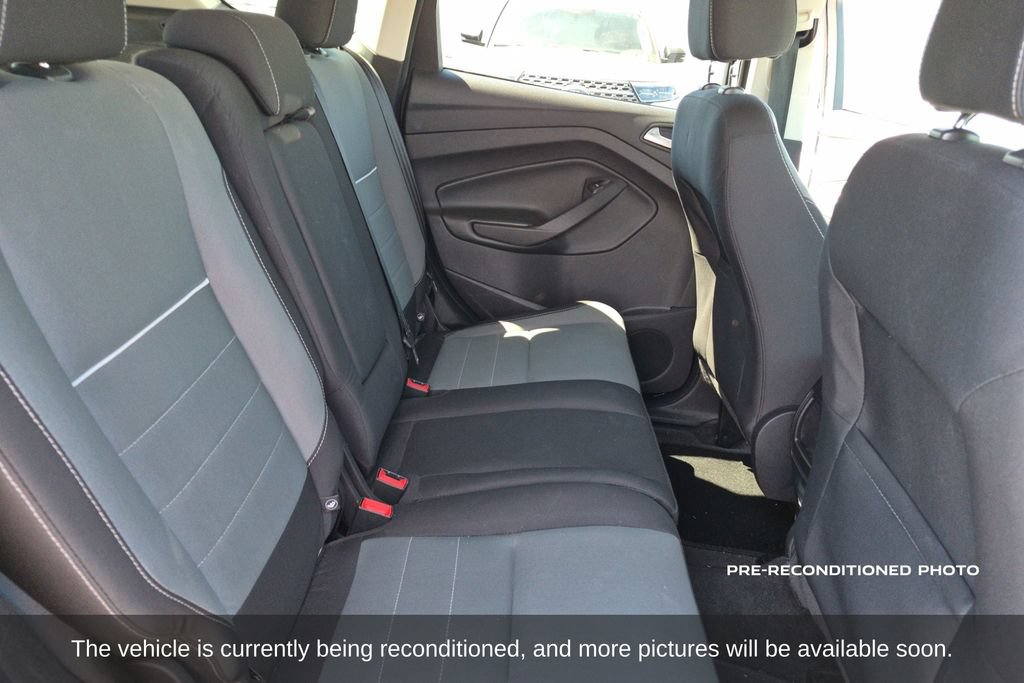 Used 2015 Ford Escape SE FWD image 12