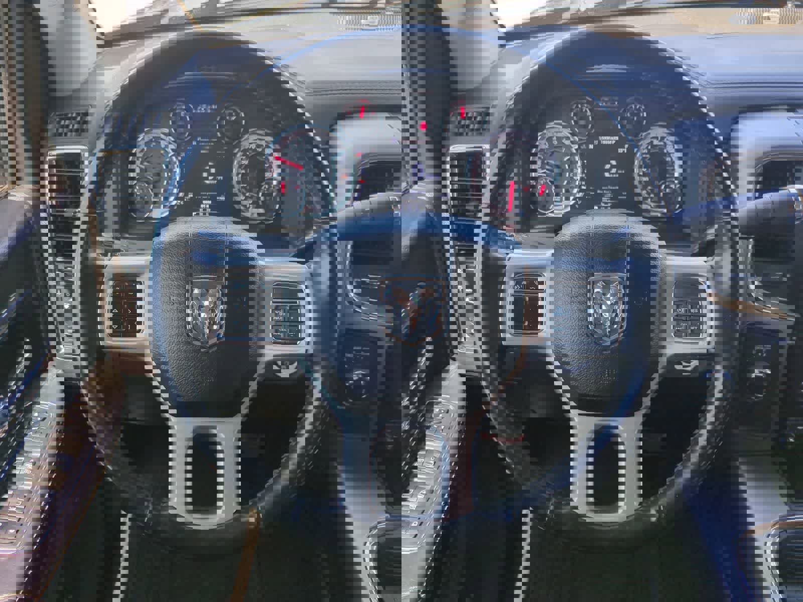 Used 2018 RAM 2500 Laramie w/ Sport Appearance Group AWD/4WD image 23