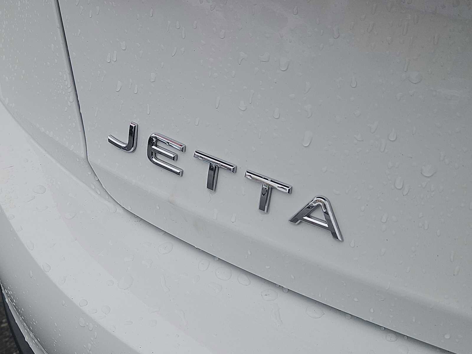 Used 2023 Volkswagen Jetta Sport image 11