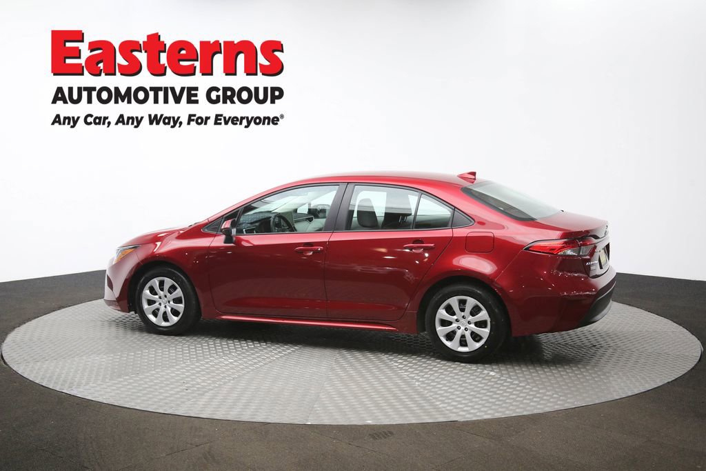 Used 2025 Toyota Corolla LE image 61