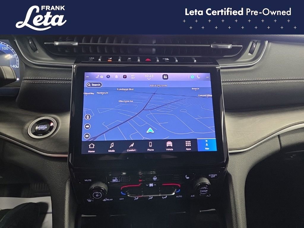 Used 2025 Jeep Grand Cherokee Limited AWD/4WD image 10