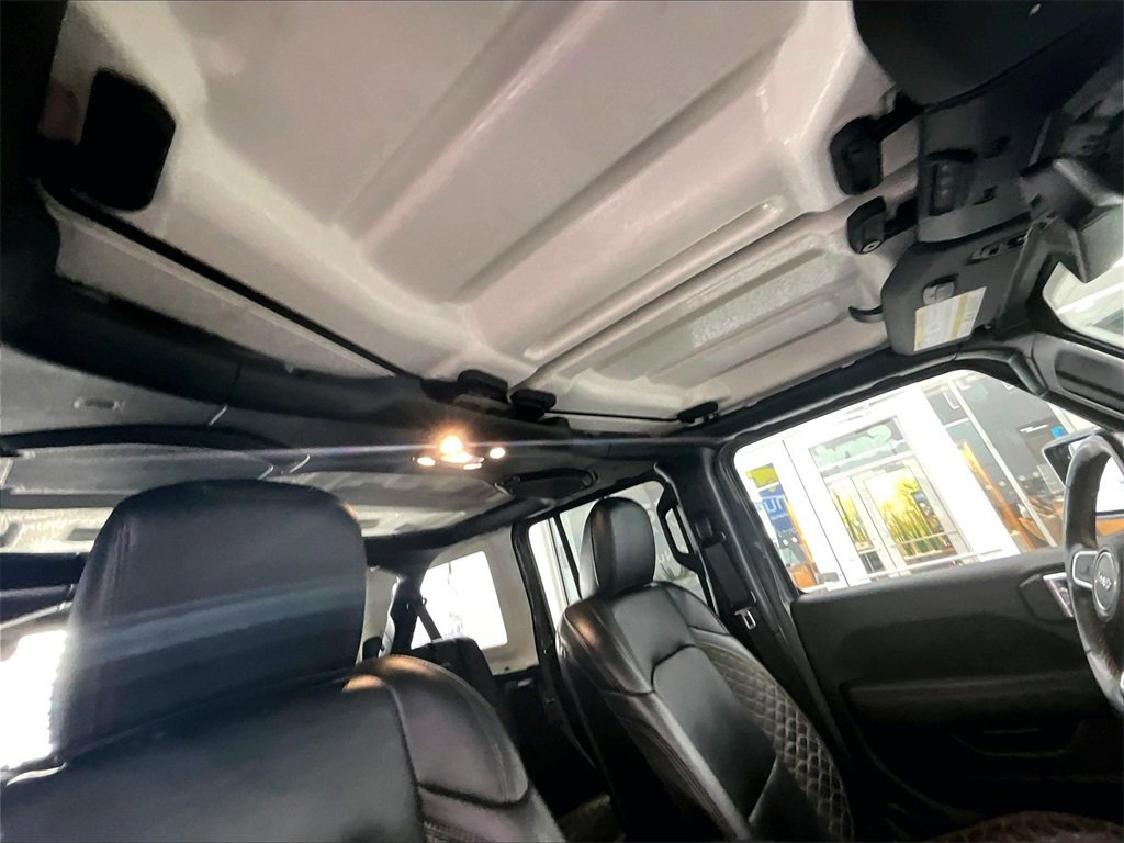 Used 2022 Jeep Wrangler Unlimited Sahara image 22