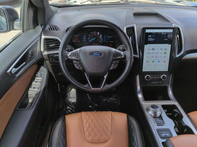 Certified 2024 Ford Edge Titanium w/ Titanium Elite Package AWD/4WD image 17