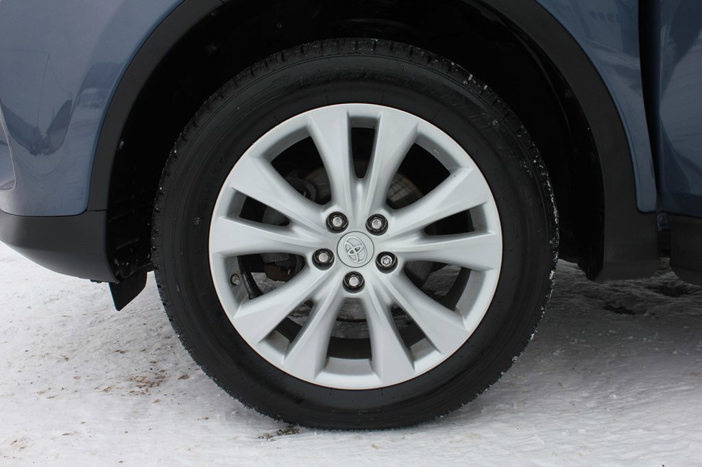 Used 2013 Toyota RAV4 Limited AWD/4WD image 57