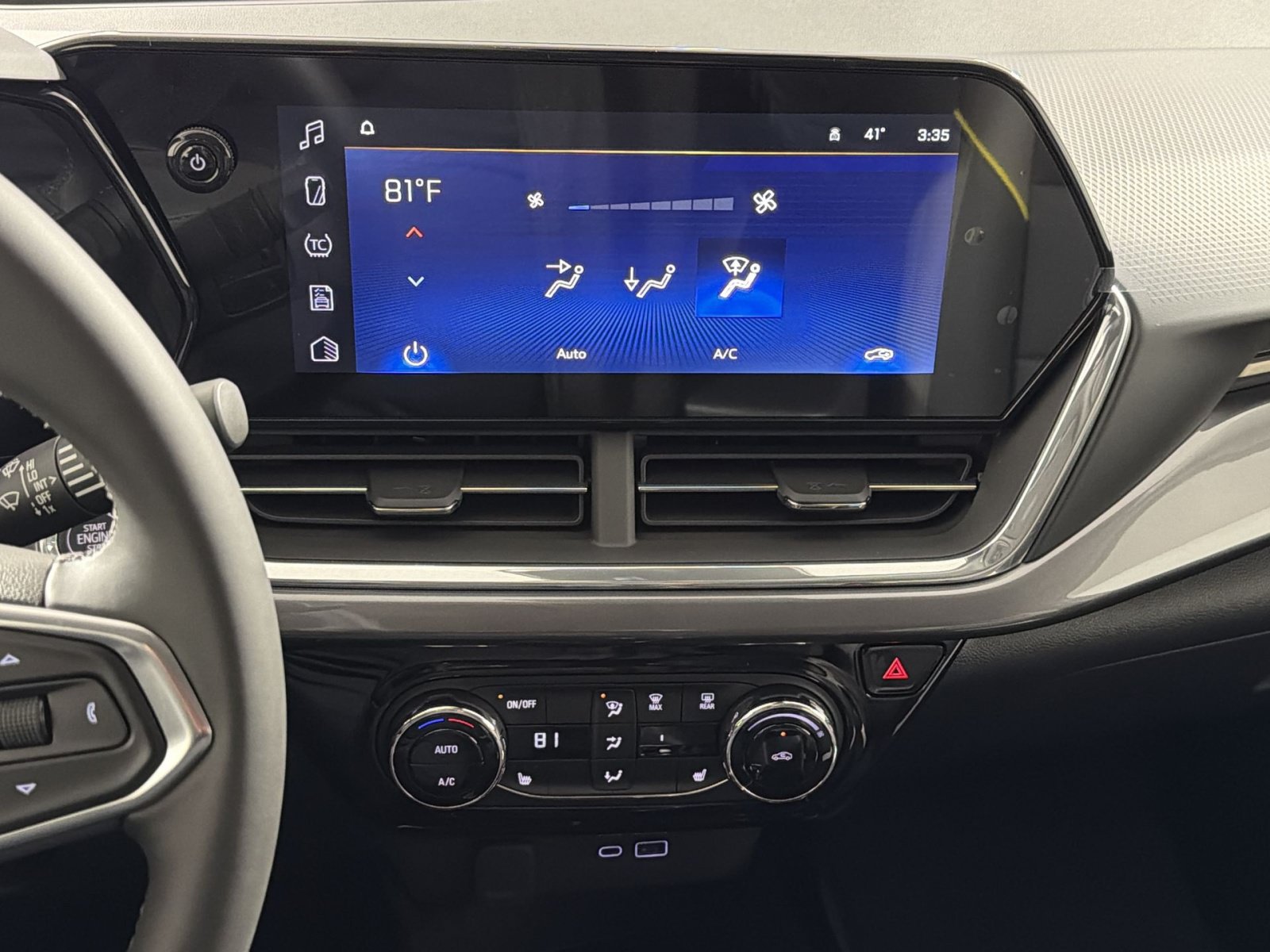 New 2026 Chevrolet Trax ACTIV FWD image 20