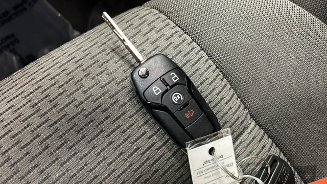 Used 2017 Ford F150 XLT image 36