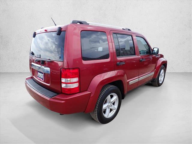 Used 2012 Jeep Liberty Limited AWD/4WD image 4
