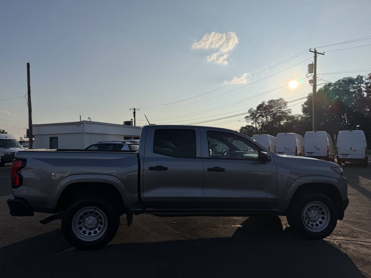 Used 2024 Chevrolet Colorado W/T RWD image 7