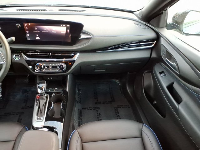 Used 2025 Buick Envista Sport Touring w/ Convenience I Package FWD image 18