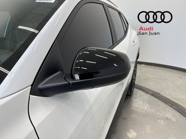 Used 2025 Chevrolet Trax RS w/ Sunroof Package image 7