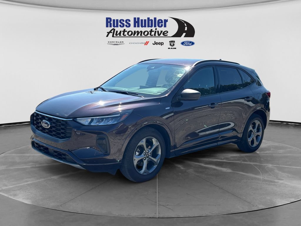 Used 2023 Ford Escape ST-Line w/ Tech Pack #1 FWD image 1