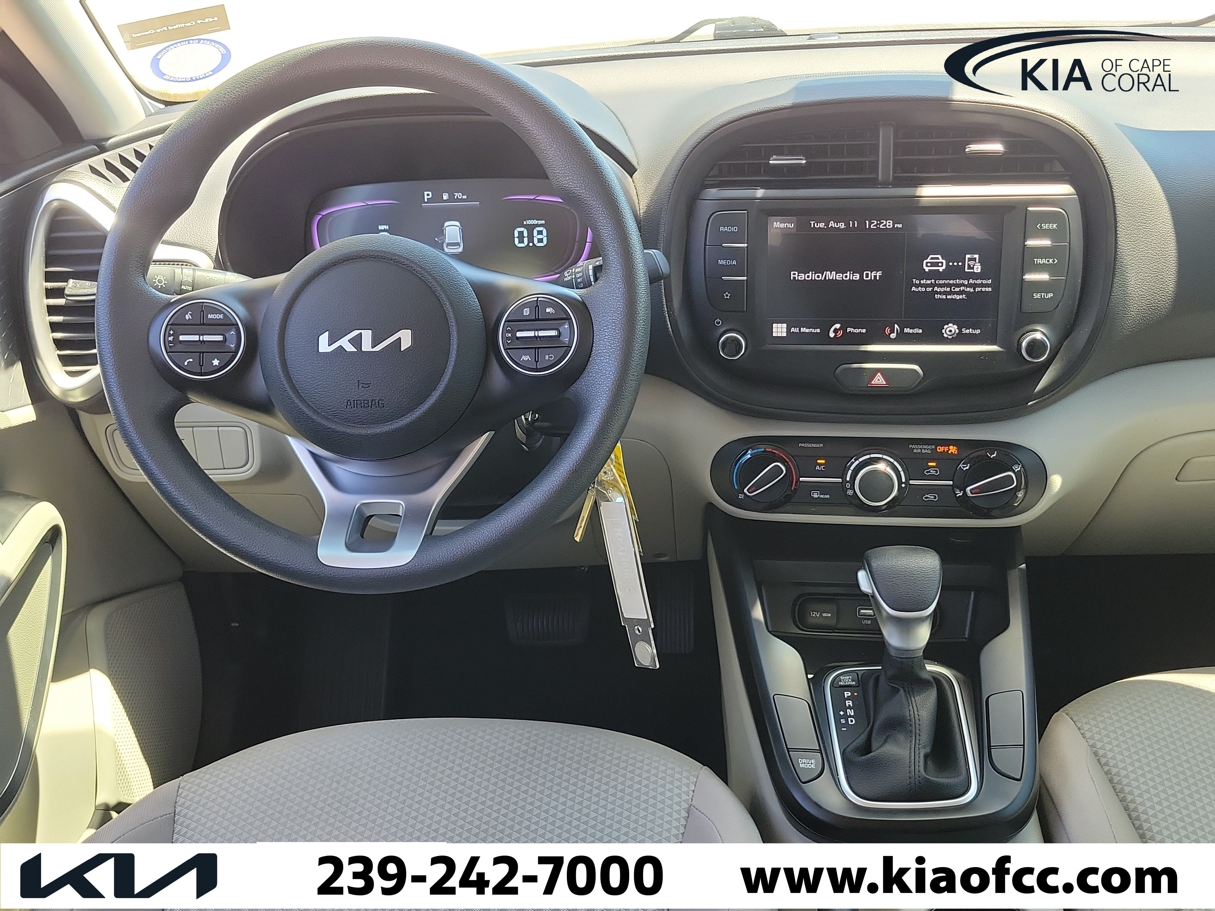 Used 2025 Kia Soul LX FWD image 17