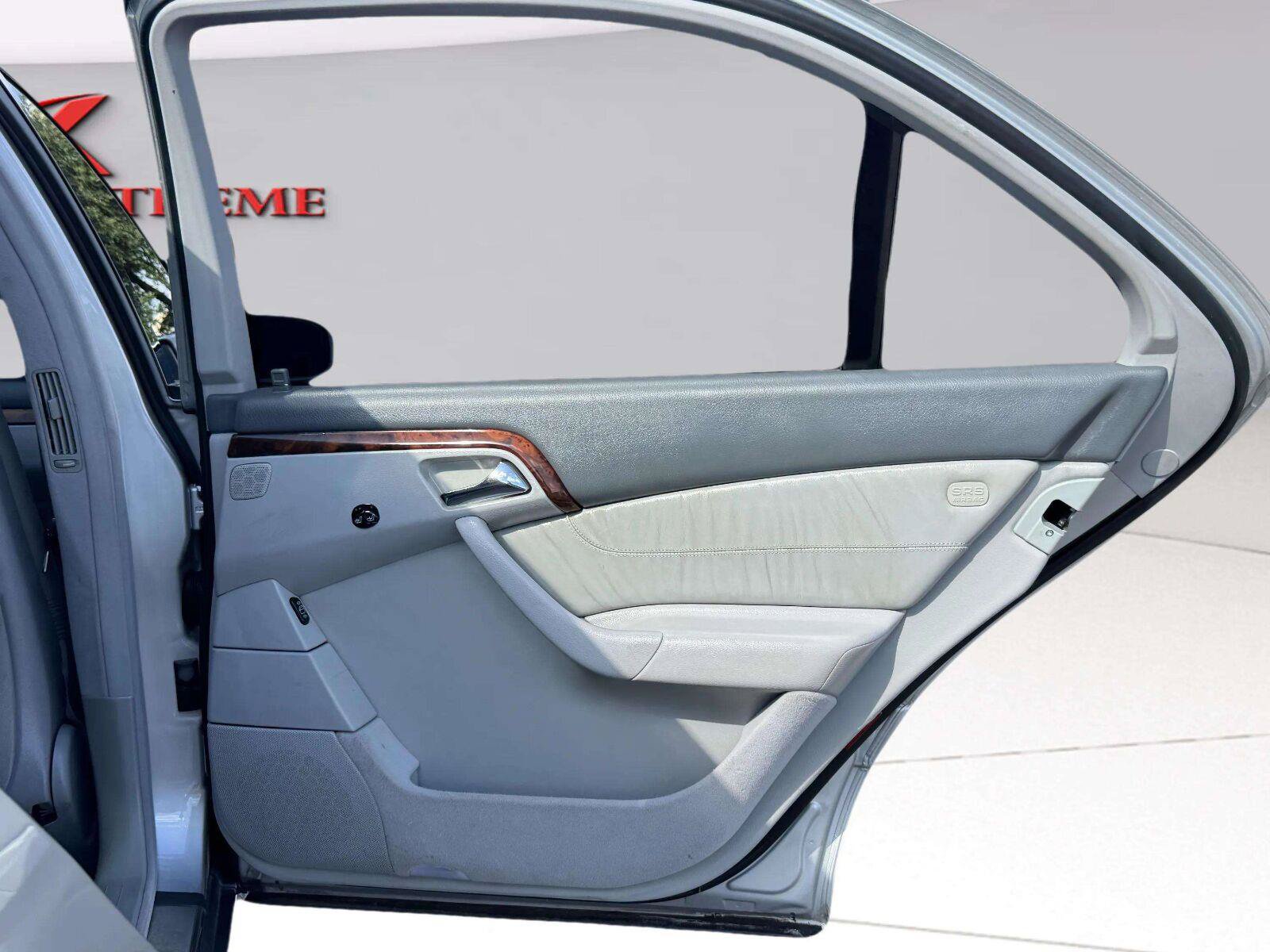 Used 2002 Mercedes-Benz S 500 image 41