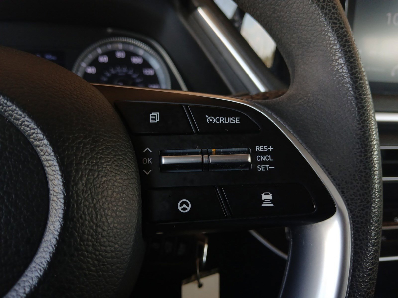 Certified 2022 Hyundai Sonata SE w/ Cargo Package image 17