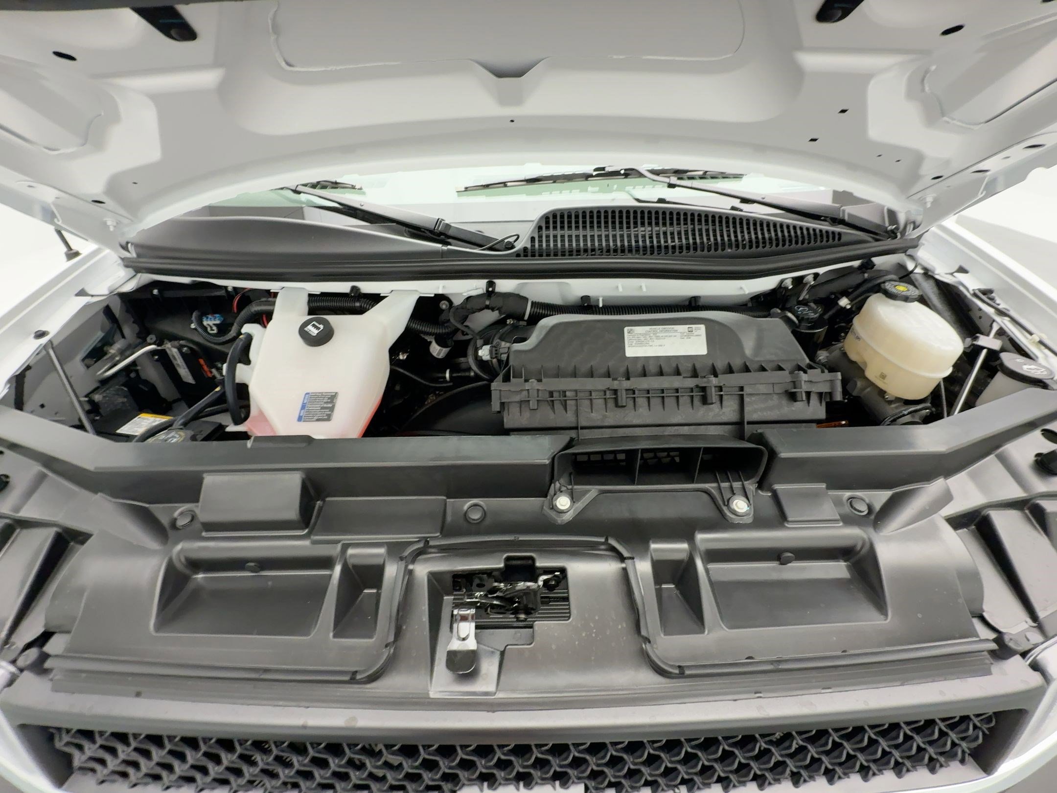 New 2025 Chevrolet Express 2500 Extended w/ Driver Convenience Package image 27