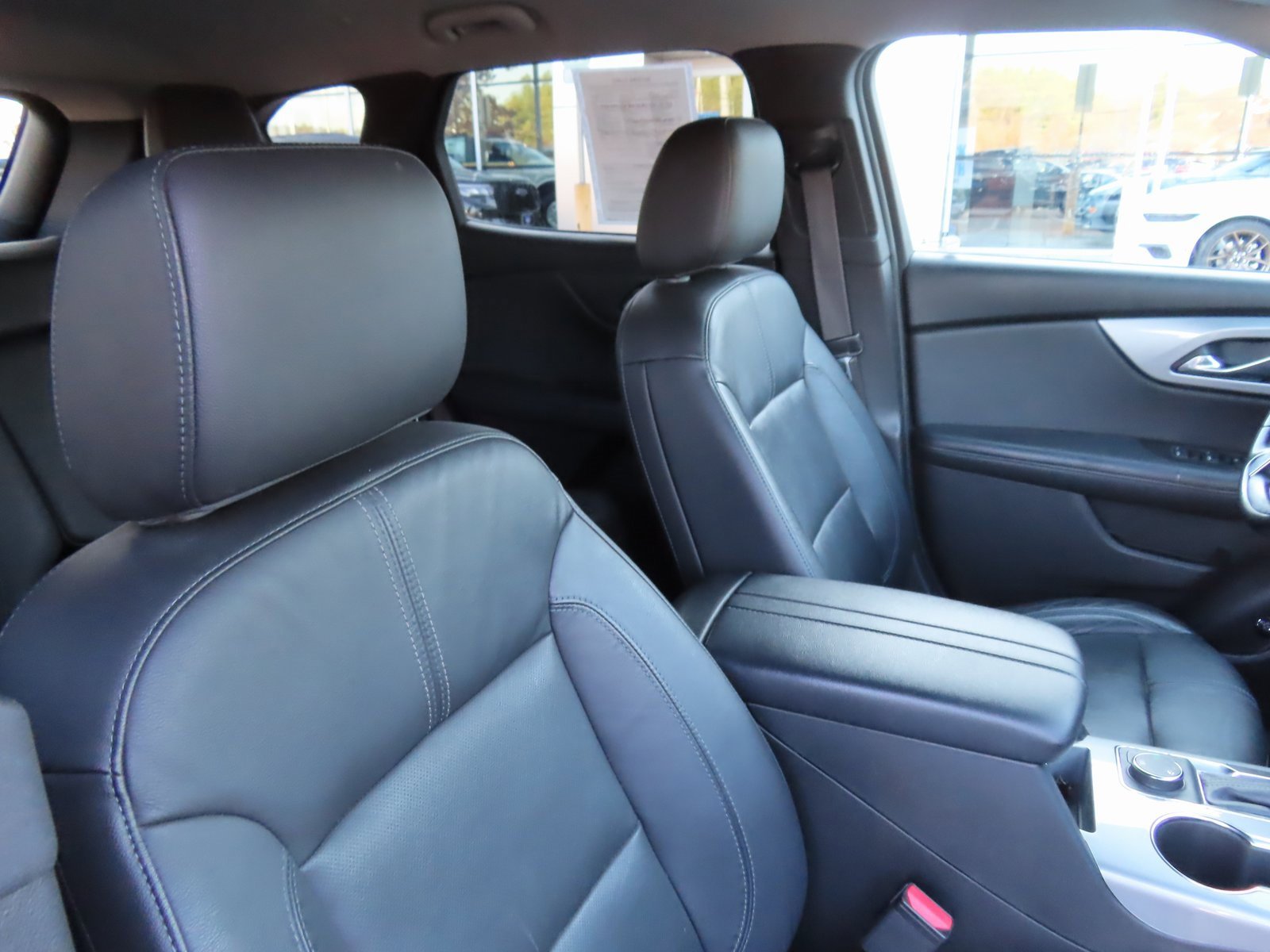 Used 2020 Chevrolet Blazer LT image 30