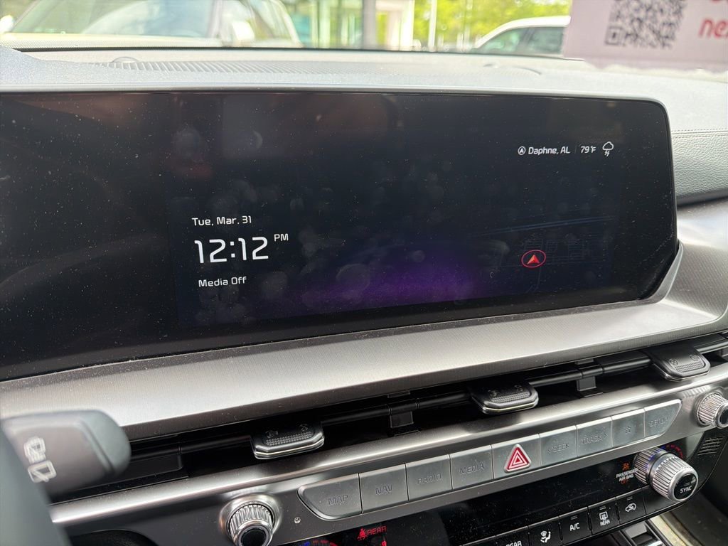 Used 2025 Kia Telluride S image 12