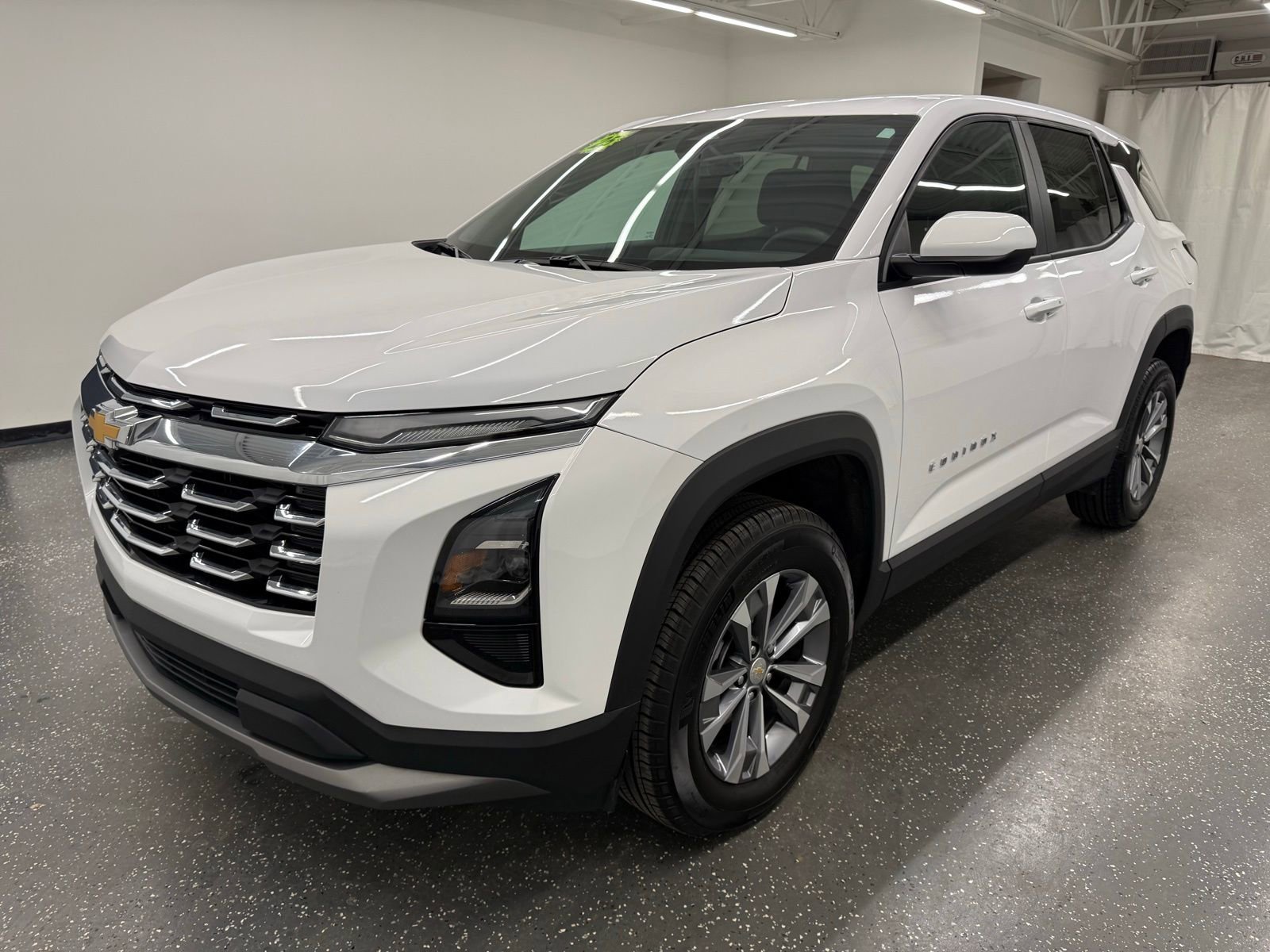 Certified 2025 Chevrolet Equinox LT image 4