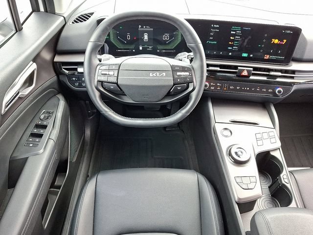 Used 2026 Kia Sportage EX AWD/4WD image 11