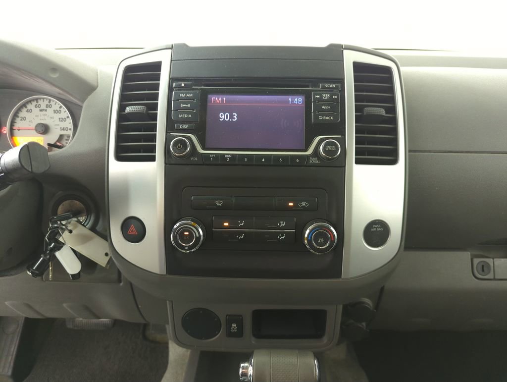 Used 2015 Nissan Frontier Desert Runner RWD image 13