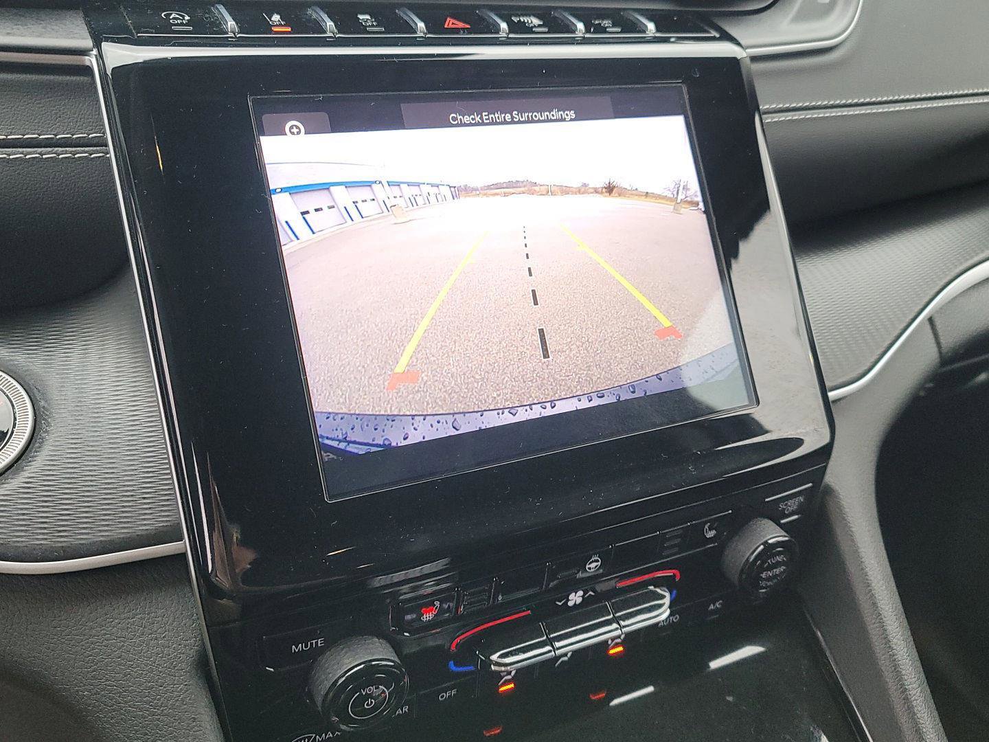 Used 2023 Jeep Grand Cherokee Laredo w/ Luxury Tech Group I image 30