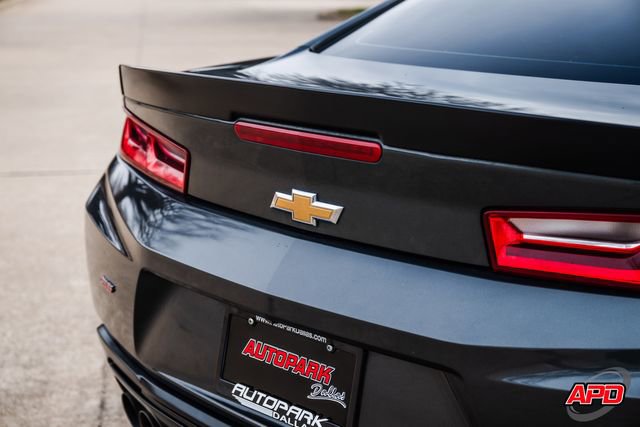 Used 2018 Chevrolet Camaro SS image 35
