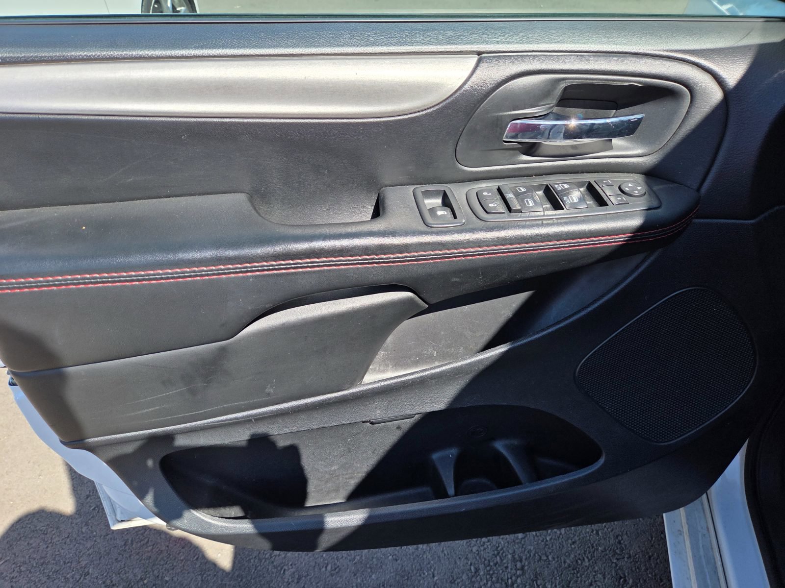 Used 2018 Dodge Grand Caravan GT FWD image 7
