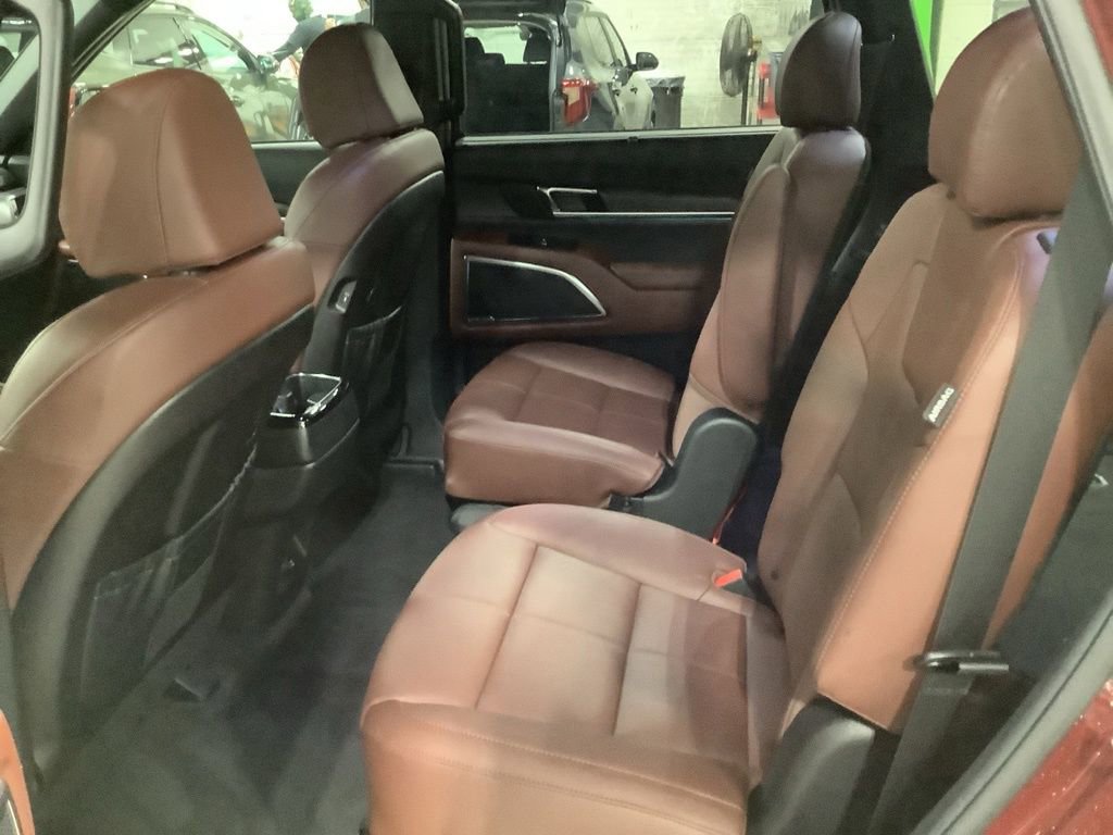 Certified 2024 Kia Telluride SX w/ Towing Package image 21