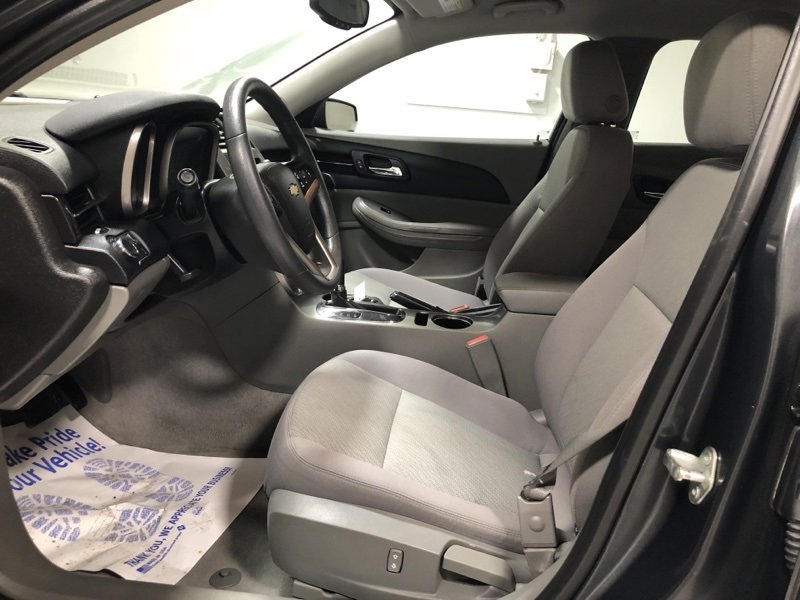 Used 2014 Chevrolet Malibu LS image 17