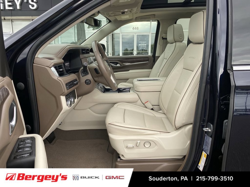 Certified 2023 GMC Yukon XL Denali AWD/4WD image 23