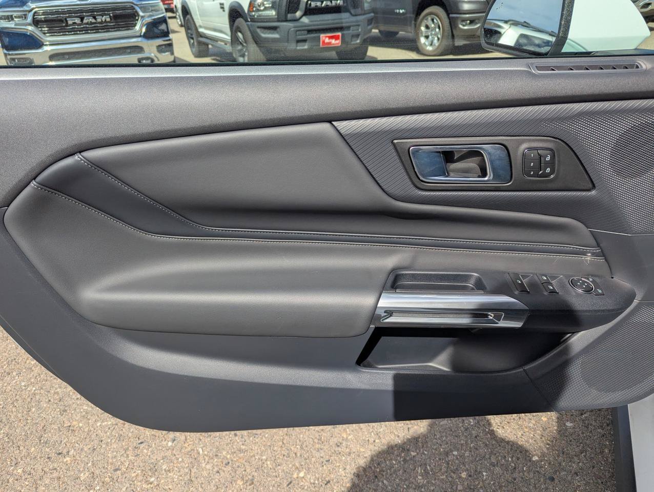 Used 2026 Ford Mustang GT Premium RWD image 9