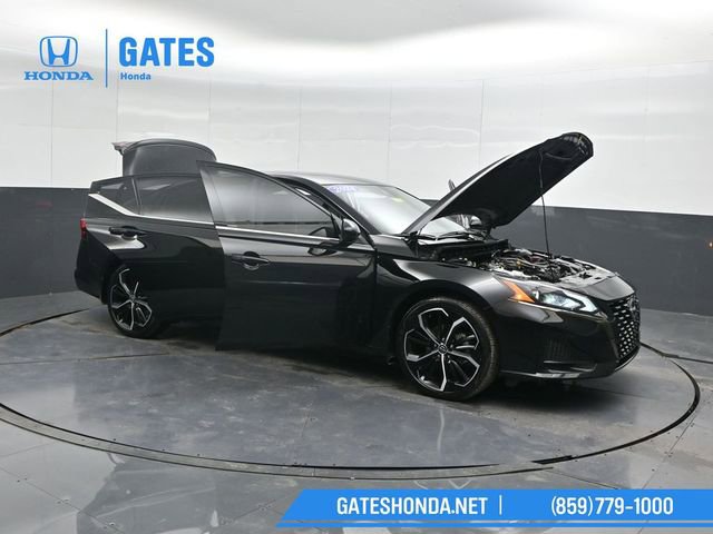Used 2024 Nissan Altima 2.5 SR w/ SR Premium Package image 58