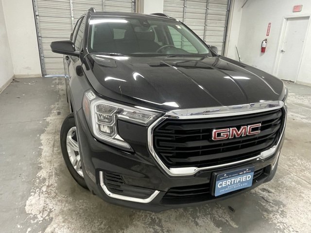 Used 2024 GMC Terrain SLE w/ Driver Convenience Package