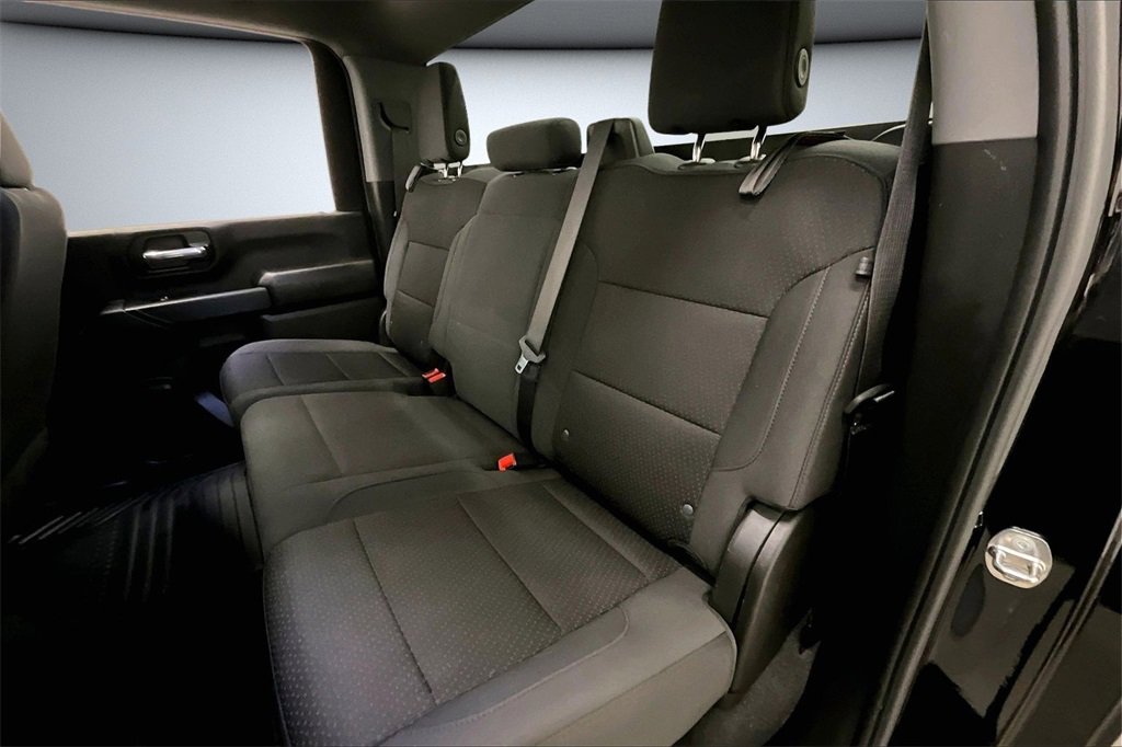 Used 2024 Chevrolet Silverado 2500 Custom image 23