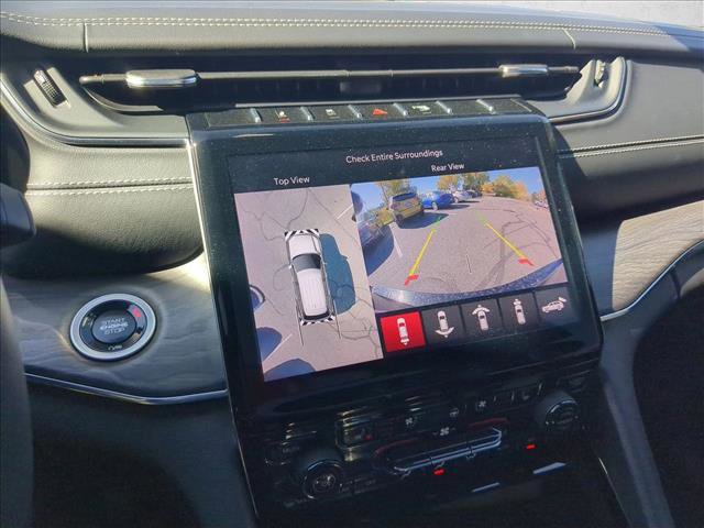 Used 2024 Jeep Grand Cherokee L Overland w/ Advanced Protech Group III image 14