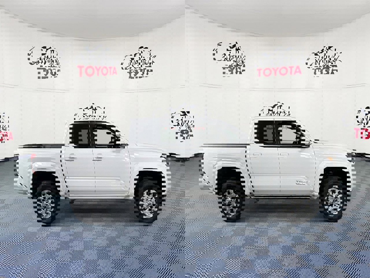 Used 2025 Toyota Tacoma SR5 image 8