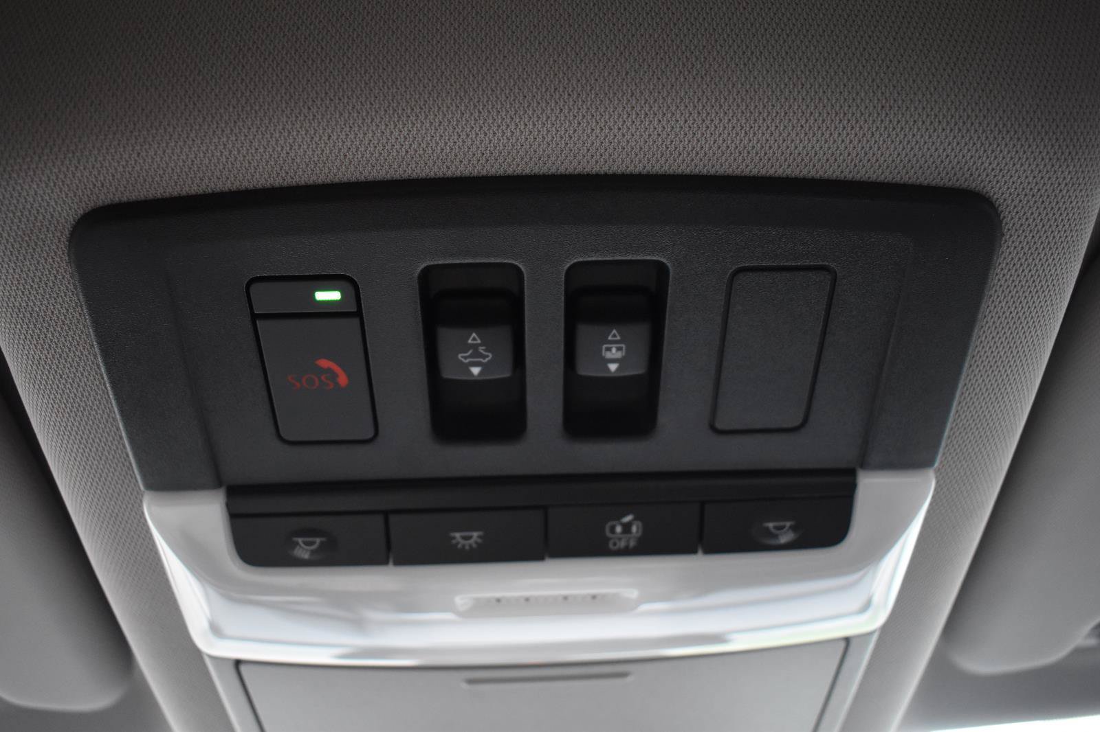 Certified 2024 Nissan Rogue SV w/ SV Premium Package FWD image 43