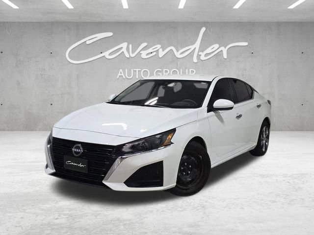 Used 2023 Nissan Altima 2.5 S FWD image 1