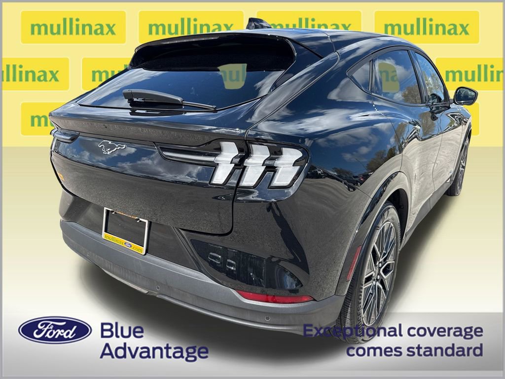 Certified 2025 Ford Mustang Mach-E Premium image 4