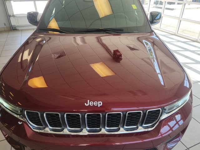 Certified 2024 Jeep Grand Cherokee Laredo X RWD image 50
