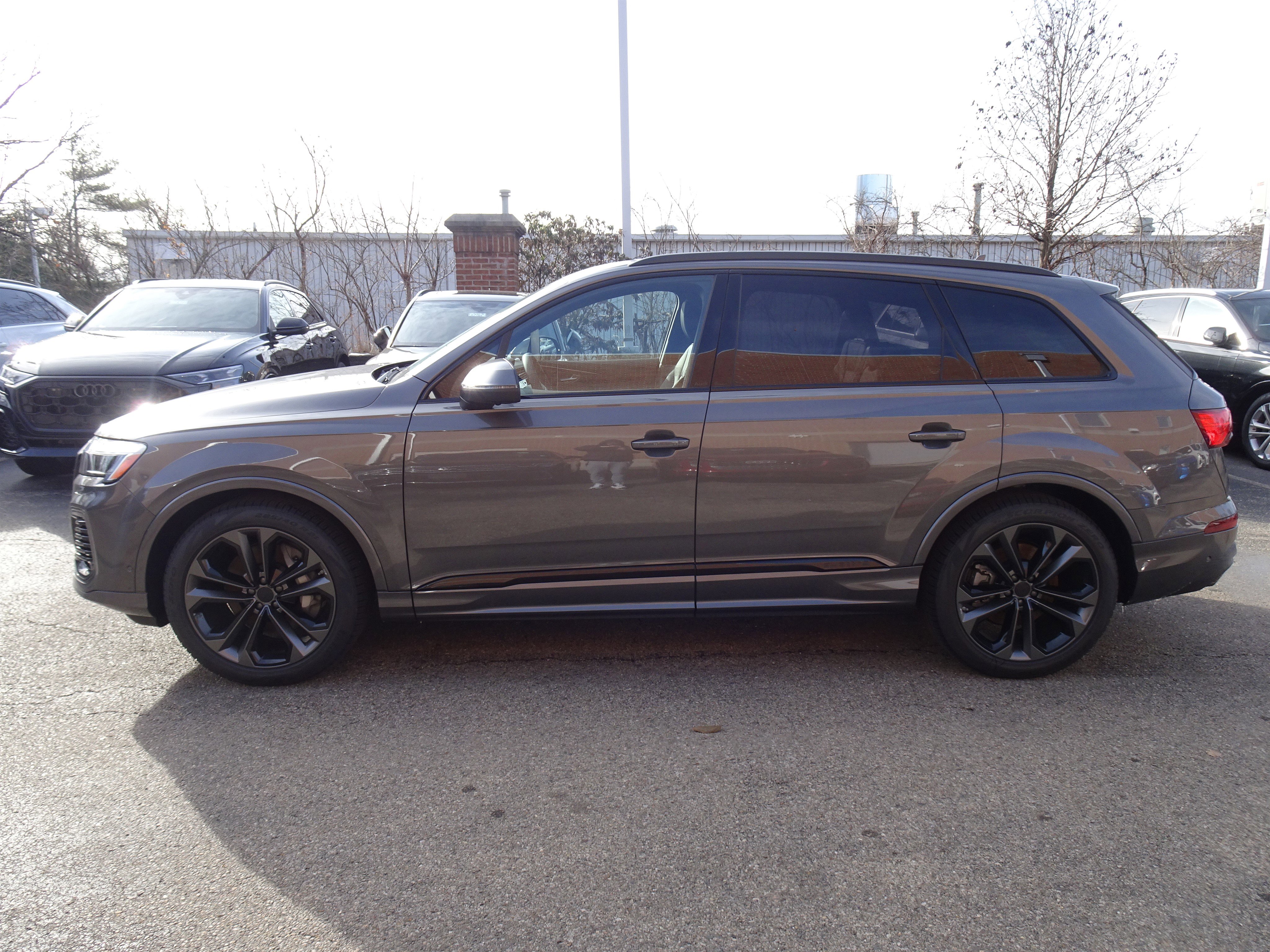 New 2026 Audi Q7 3.0T Premium Plus AWD/4WD image 2