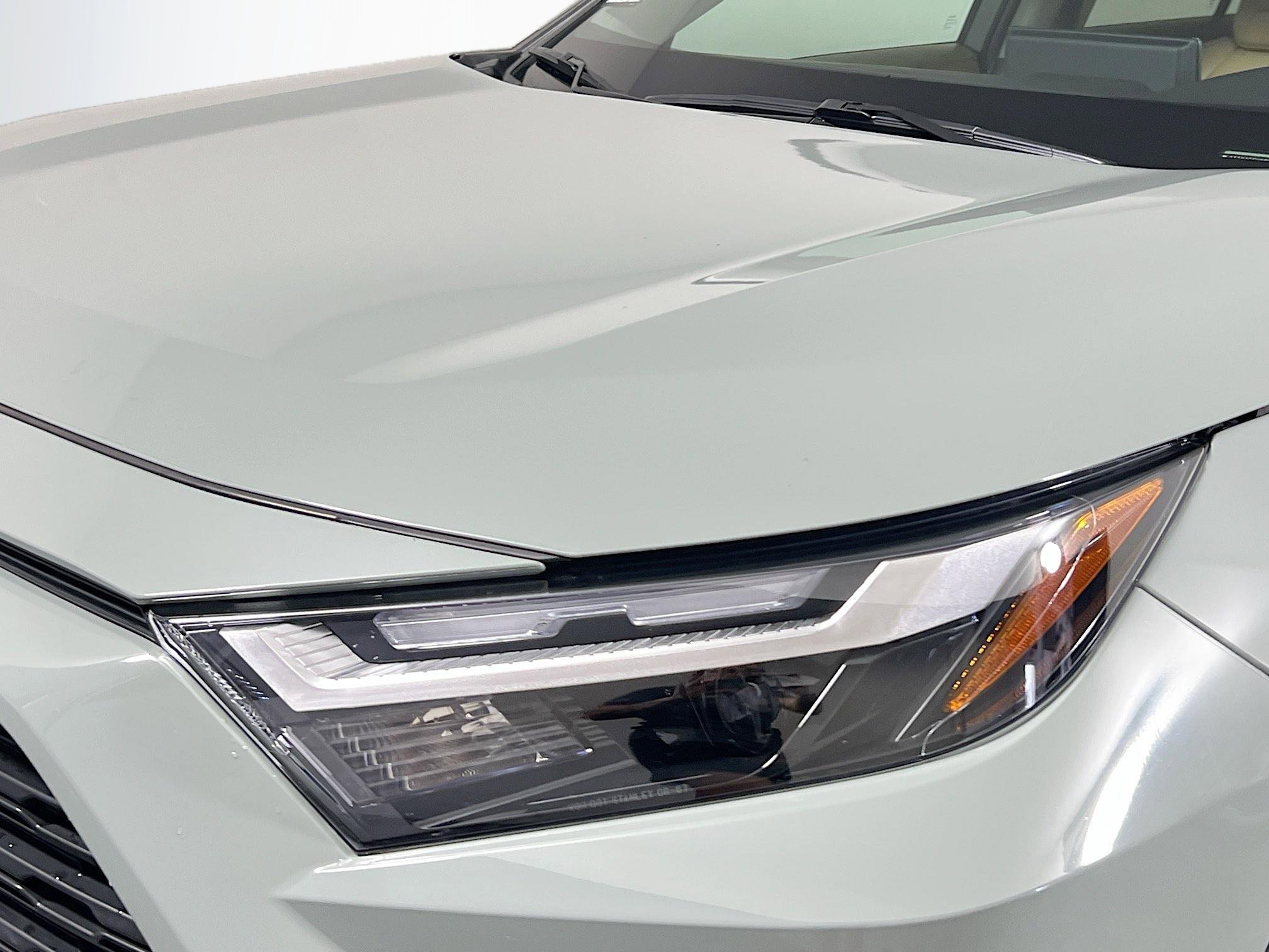 Used 2023 Toyota RAV4 XLE Premium image 11