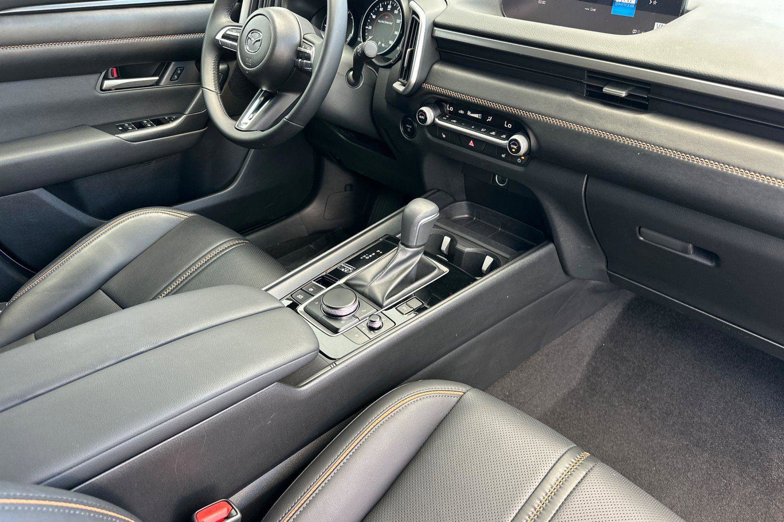 Certified 2025 MAZDA CX-50 AWD 2.5 Hybrid w/ Weather Package image 16