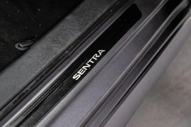 Used 2020 Nissan Sentra SR w/ Lighting Package image 34