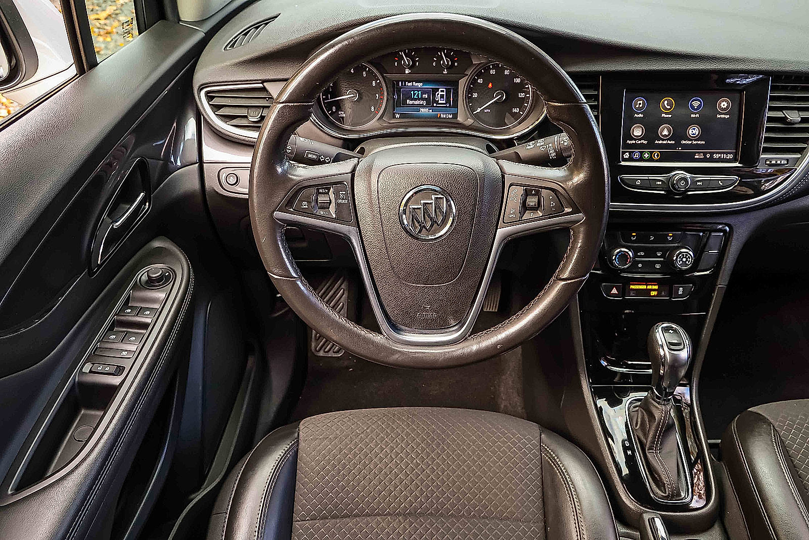 Used 2022 Buick Encore Preferred image 17