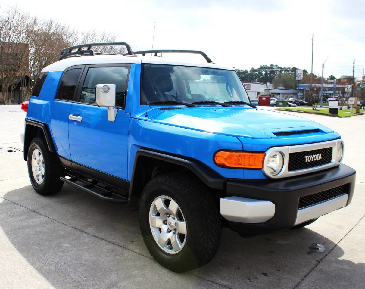 Used 2007 Toyota FJ Cruiser 4WD image 2