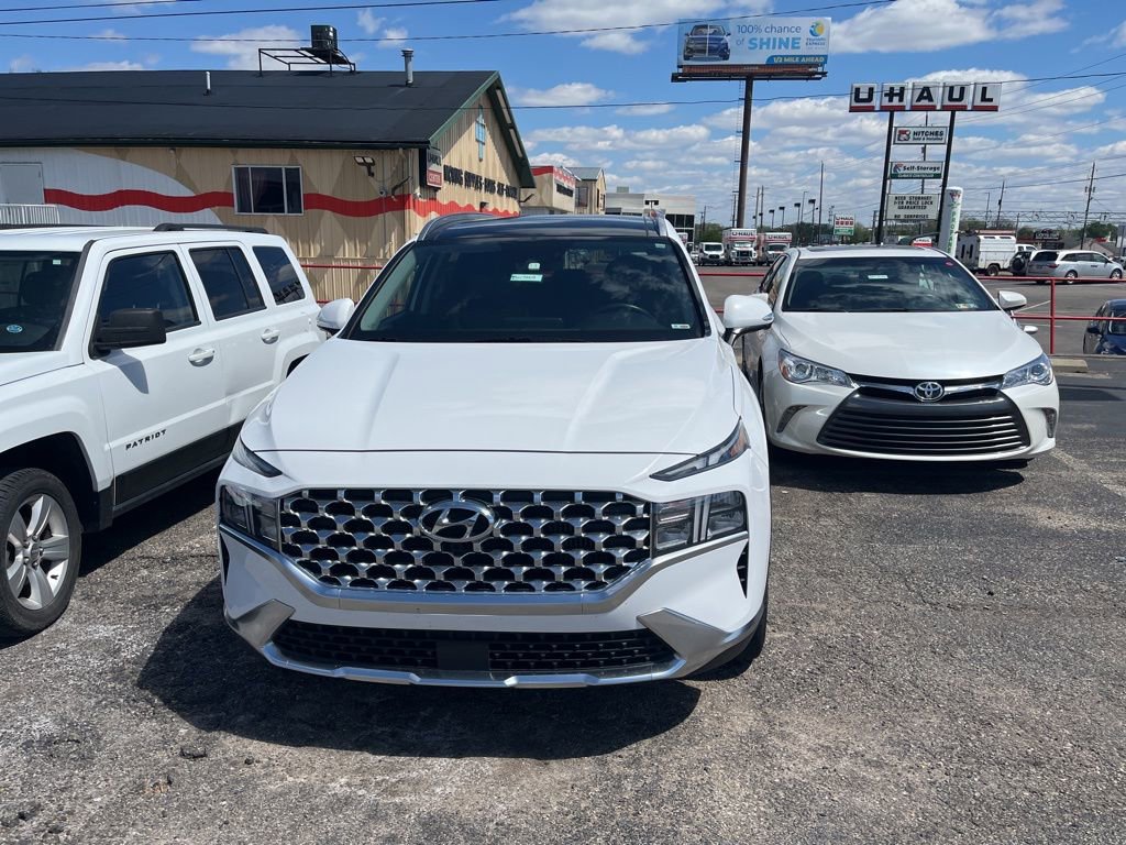 Used 2023 Hyundai Santa Fe SEL Premium image 2