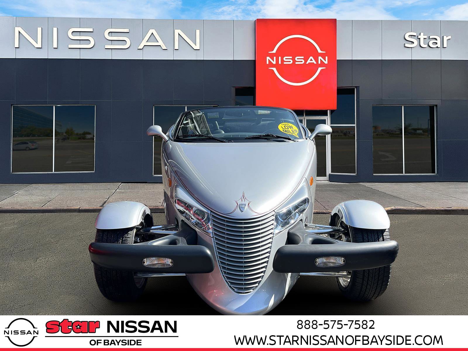 Used 2000 Plymouth Prowler image 2